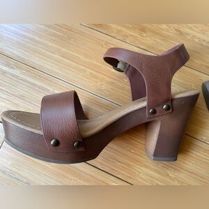 Soda clog style sandals